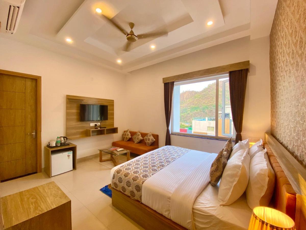Arogyadham Wellness Retreat Hotel Rishikesh Exterior photo